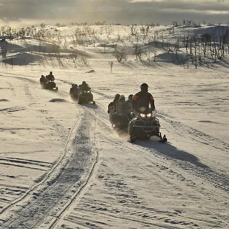 Village Nuorgamin Lomakeskus