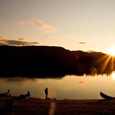 Village Nuorgamin 3*