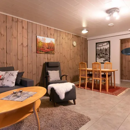Lomakeskus Village Nuorgamin Lomakeskus 3*